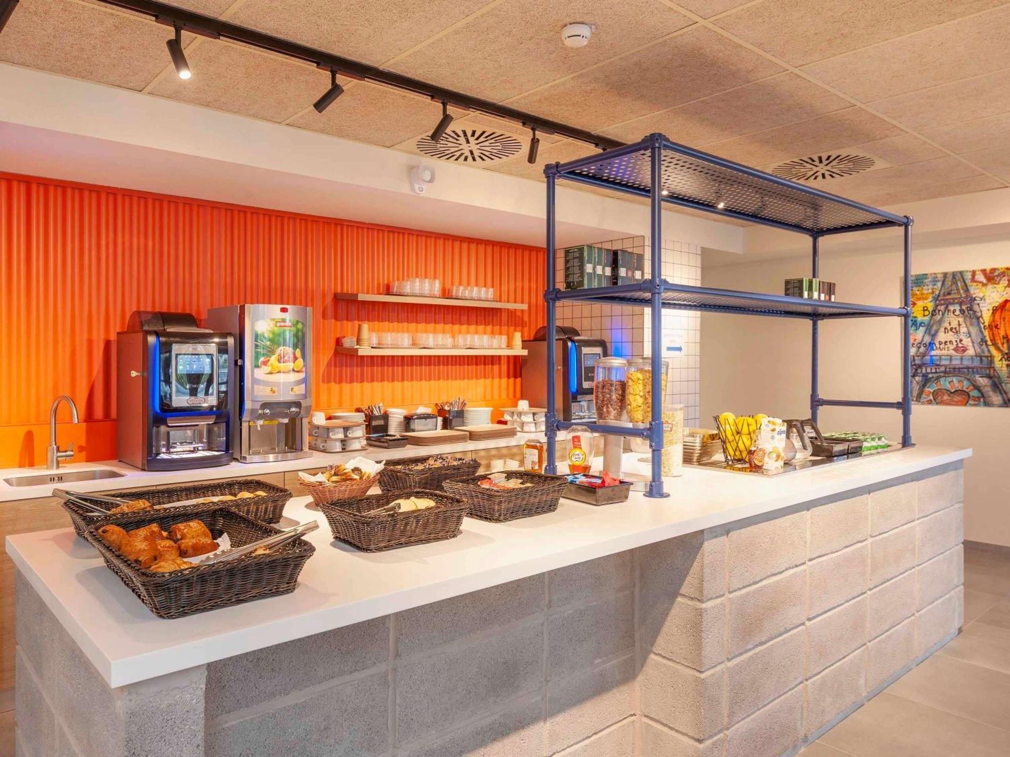 Ibis Budget Mont De Marsan מראה חיצוני תמונה